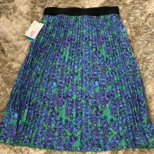 NWT LulaRoe Jill Pleated Floral Skirt
